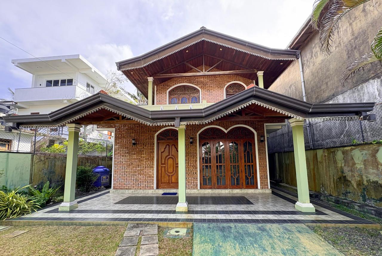 ideal for tourism)
* **Off Season:** May to October (better for surfing, fewer crowds) ([Sri Lankan Guide][2])

---

### 💡 Why This Matters for Property Investment

Properties in Hikkaduwa—especially those:

* Facing **A2 Galle Road**
* Close to the beach
* Suitable for **guesthouses, villas, or rentals**

…have **high rental and commercial potential** due to constant tourist demand.

👉 *“With Hikkaduwa’s rapidly growing tourism industry, this property is not just a home—it’s a valuable investment opportunity in Sri Lanka’s coastal tourism market.”*

🔔 Don’t forget to Like, Share & Subscribe for more property listings!